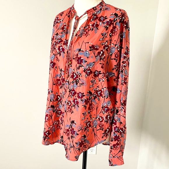 Abercrombie & Fitch Flower print long sleeve - Picture 2 of 5